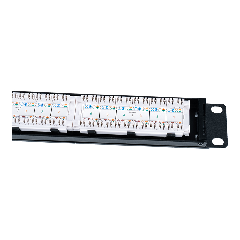 Panel de conexión Cat5e 19 pulgadas 1U sin blindaje de 24 puertos (ventana de plástico abatible) SP-3410D24-C5E